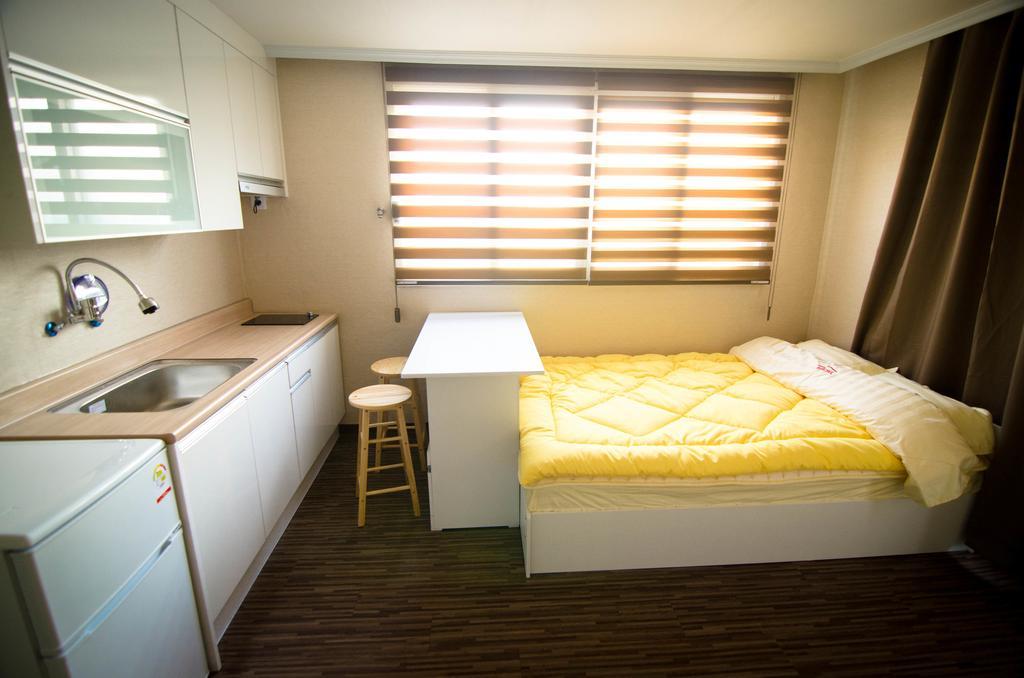 Yakorea Hostel Hongdae Szöul Kültér fotó