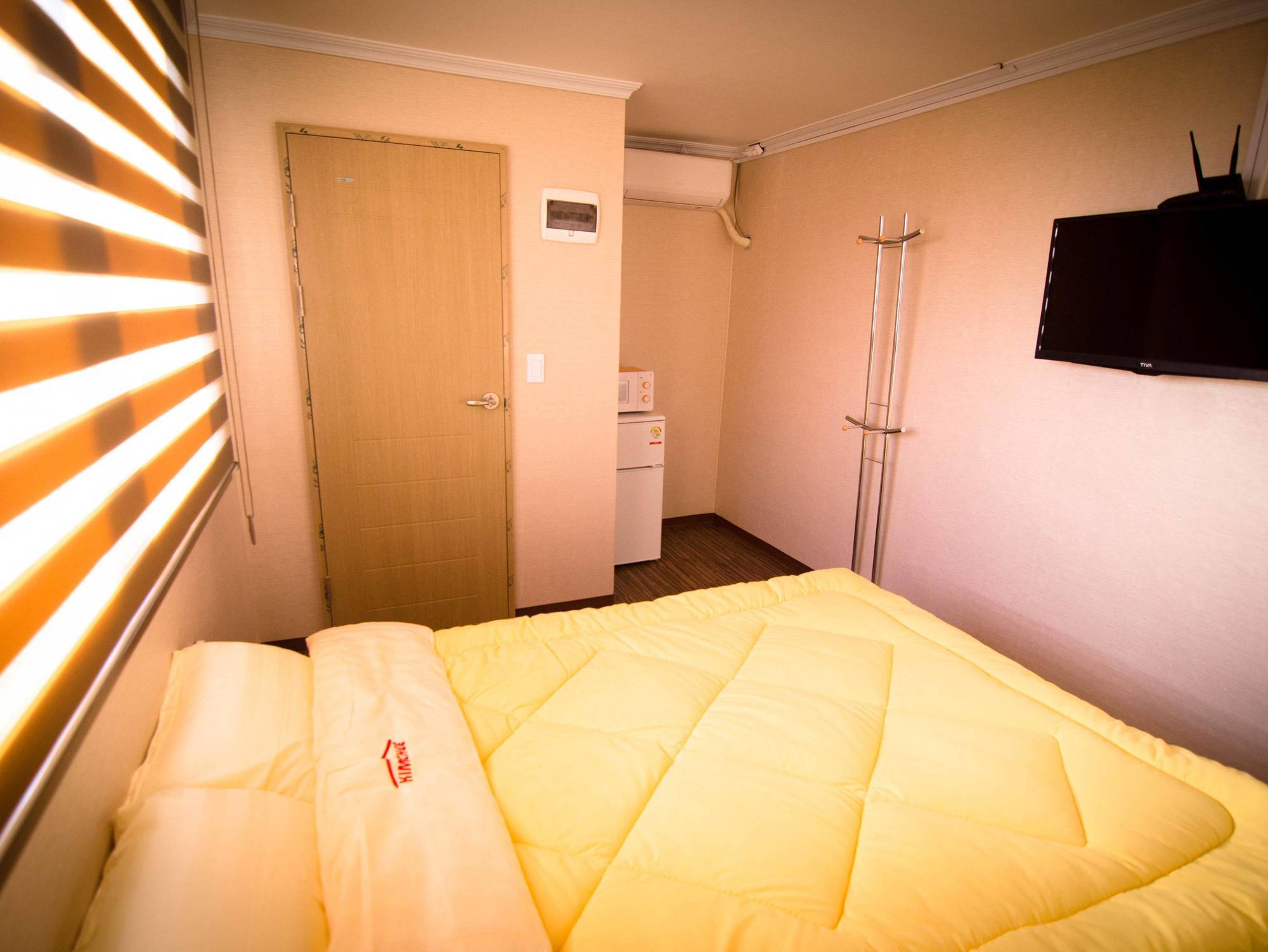 Yakorea Hostel Hongdae Szöul Kültér fotó
